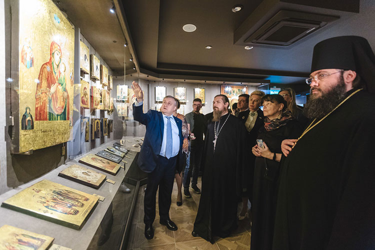 Три года назад на открытии музея казанской иконы Сорокин собрал почетную православную и культурную общественность РТ