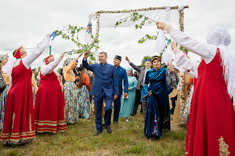 Из всех районных Сабантуев, которые проходили в Татарстане в эти выходные, только в Буинске всерьез заявляли о попытке вернуться в аутентичность
