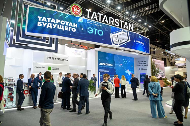 Делегация Татарстан составила «почти 100 человек», в основном это были представители бизнеса, включая малый. Всего было подписано 25 различных договоров