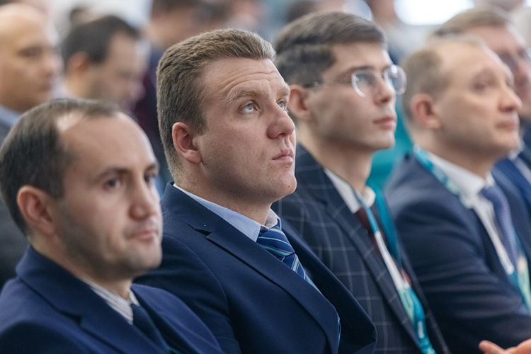 Директор управляющей компании промышленного парка «Нижнекамск» Константин Пучкинпредставил на инвестсовете проект третьей очереди промпарка