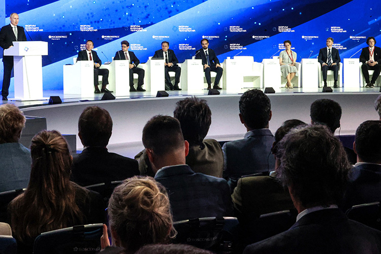 О том, что президент России Владимир Путин выступит на форуме будущих технологий, стало известно в начале недели