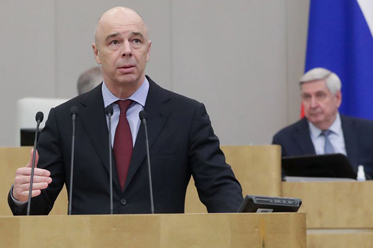 «По договоренности с социальным блоком мы направим эти ресурсы на поддержку семей с детьми, на те решения, которые были приняты в прошлом году по адресной и точечной поддержке нуждающихся семей», — завлял Силуанов.