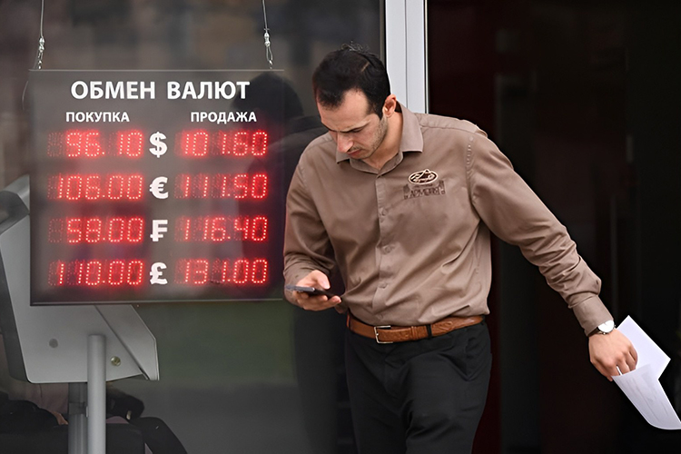 «Тренд на укрепление рубля перевешивает все остальные факторы, но, боюсь, что потребует дополнительной поддержки, в том числе увеличения продаж валюты на нашем рынке со стороны ЦБ»