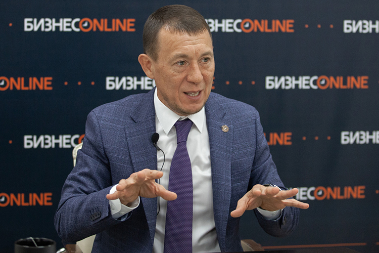 Глава Нижнекамского района, мэр Нижнекамска Рамиль Муллин ответит на вопросы читателей «БИЗНЕС Online»