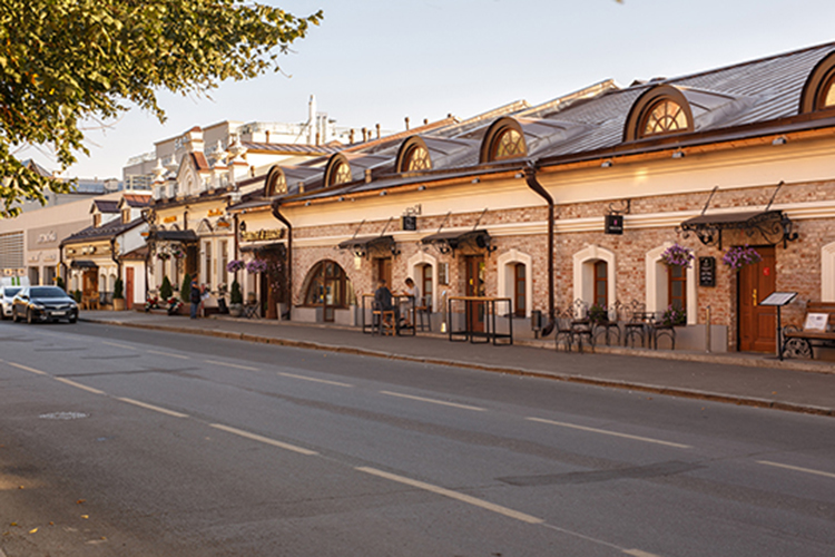 В центре Казани разворачивается очередной скандал вокруг памятника архитектуры. На днях на сайте комитета РТ ОКН опубликовали акт проекта сноса пристроя к одному из зданий комплекса «Хлебный базар» XVIII–XIX века