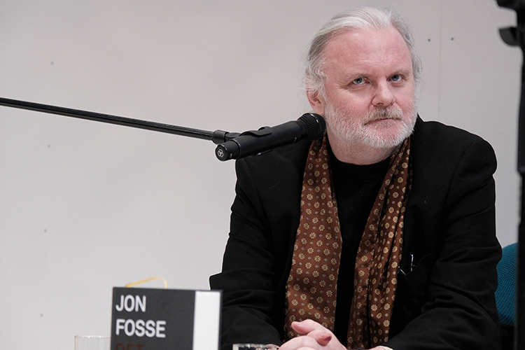 Лауреатом Нобелевской премии стал 64-летний норвежский поэт, прозаик и драматург Йон Фоссе