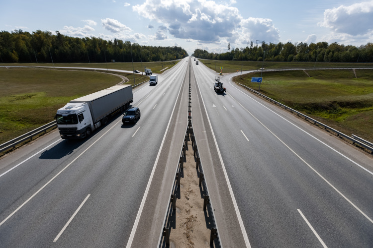«Дорожно-транспортная ситуация в Казани осложнена малым количеством вылетных магистралей. А с точки зрения улучшения транспортной обстановки, чем больше связей — тем лучше»