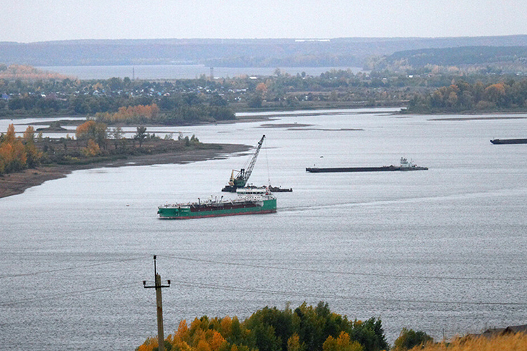 «СК Бункер» и «Бункер-Трейд» снабжают суда нефтепродуктами на реках Кама и Волга