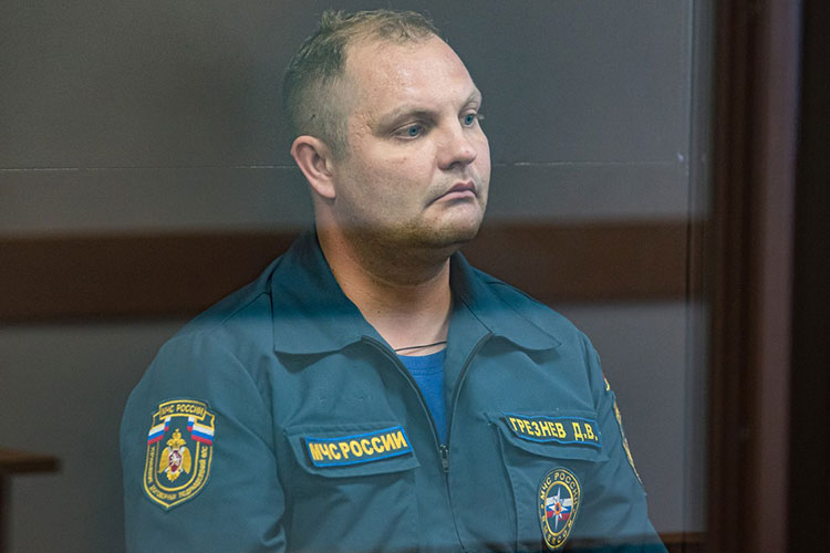 Дело руководителя пожарно-спасательной части по Альметьевскому району Дениса Грезнева, обвиняемого в получении взятки за отмазку от мобилизации, отправлено в суд