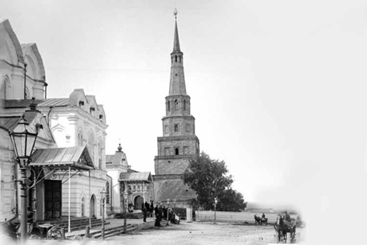 Башня Сююмбике. 1894 год. Российский герб с двухглавым орлом на башне