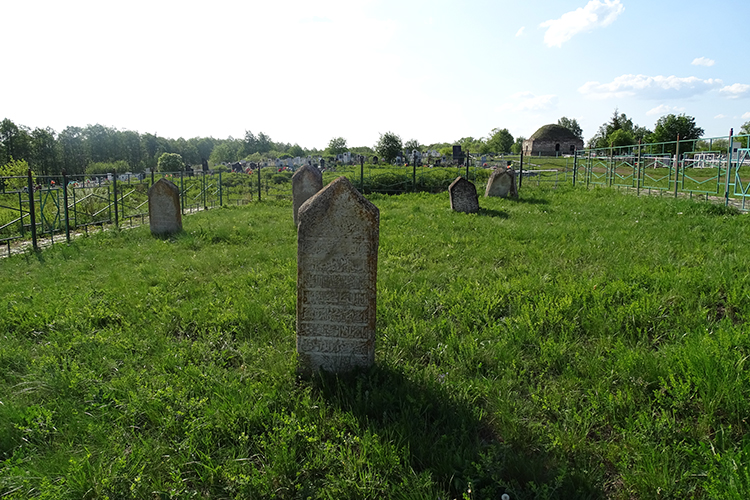 Старая часть кладбища