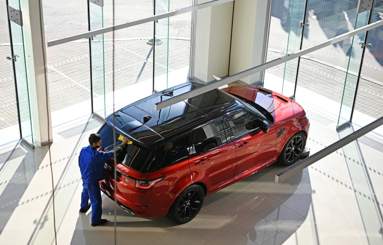 Фаворит казанского бомонда, британский Land Rover, в РТ тоже смог прибавить газу — плюс 18 баллов, или 360%, до 23 авто