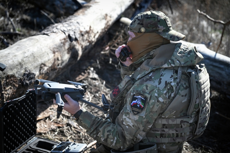 Общее мнение военных телеграм-каналов — наступление идет на убыль. Киевские войска пытаются адаптироваться к изменениям боевой обстановки, однако сталкиваются с серьезными трудностями
