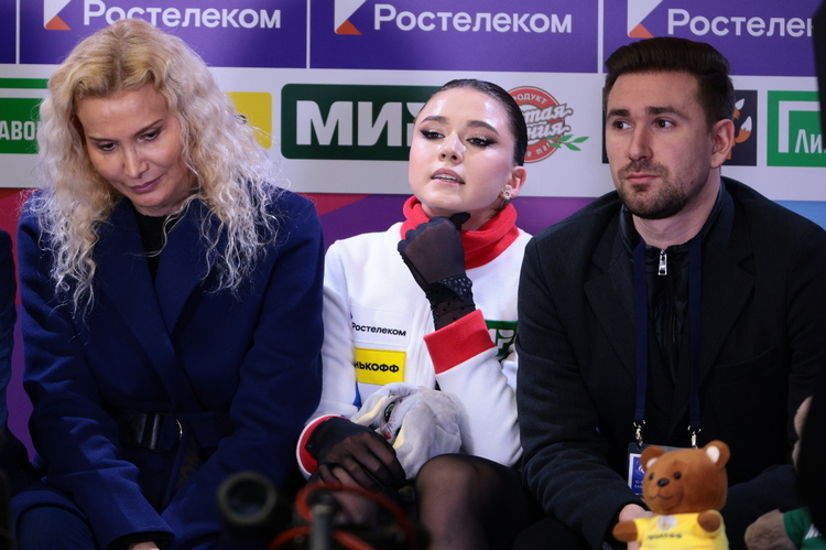 Валиева стала лишь четвёртой на этапе казанского Гран-при