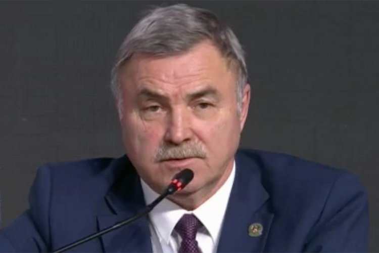 Отдельно поблагодарил Ханифов Нижний Новгород и за то, что руководство Волжского государственного университета водного транспорта решило помочь с «кадровой комплектацией»