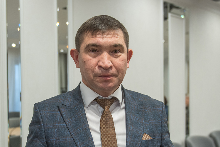 Градоначальник пожелал Ленару Шакирову «выдержки и терпения» — работа новому начальнику управления социальной защиты города предстоит непростая