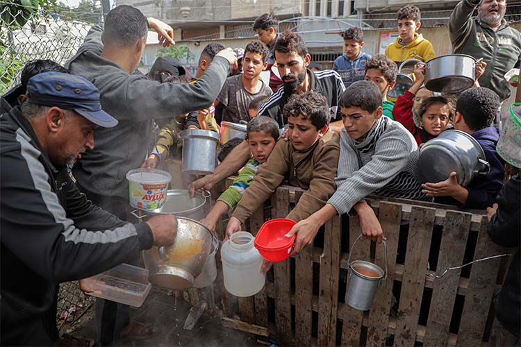 Около 1,7 млн жителей Газы были вынуждены покинуть свои дома
