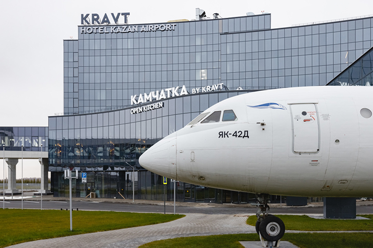Что касается ООО «Кравт Казань Аэропорт», отвечающая за новый гостиничный комплекс в аэропорту Казани, то пока на стадии запуска у компании в балансе отображены 190 млн убытка