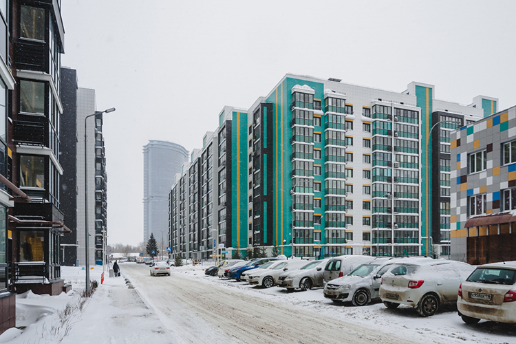 В рейтинг убыточных компаний Татарстана затесались три строительные фирмы, входящие в группу компаний «Джи-групп» семьи Гильфановых, развивающих бренд «Унистрой»