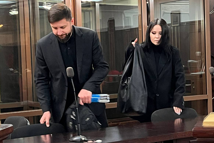 Сам Мифтахов вину не признал, говорил, что его оговорили, и просил оправдать. Как и адвокаты Мифтахова Азат Усманов и Вера Грохова