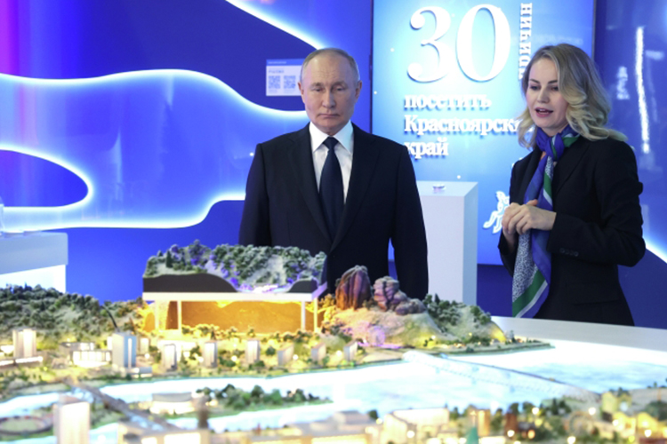Путин: «Россия не может, как некоторые, в обмен на колбасу отдать свой суверенитет!»