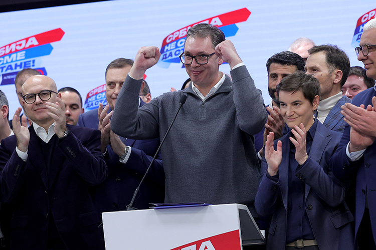 Партия Вучича получила в парламенте абсолютное большинство — 128 мест из 250