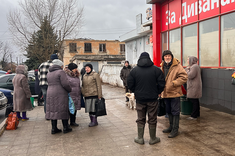 Если это будет звучать корректно, то ныне жители выглядят несколько цивилизованнее
