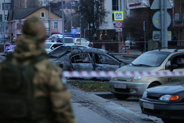 Наибольшее количество ударов пришлось на Белгородскую область, где в результате ударов не менее 16 человек ранены, а также один погибший. Непосредственно Белгород также попал под обстрел. Не менее 9 снарядов было перехвачено средствами ПВО