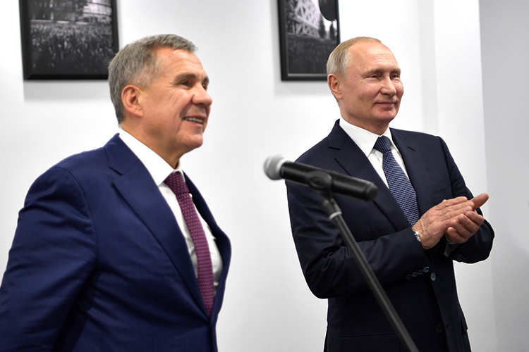 Владимир Путин доверил Казани право провести саммит лидеров стран БРИКС (169 голосов) 