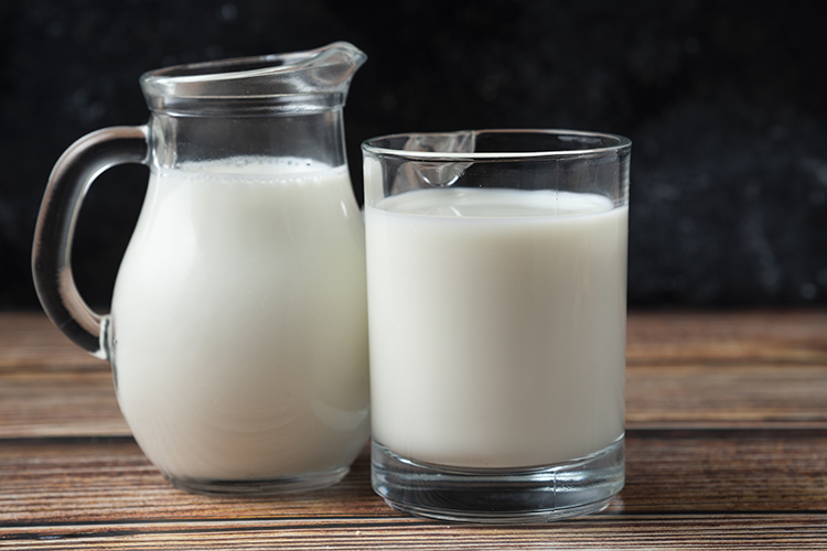 «Молоко, возможно, самое удивительное, что придумала природа для быстрого развития младенцев, создав энергетически емкий и насыщенный продукт, который дает им все необходимые для роста и защиты вещества»