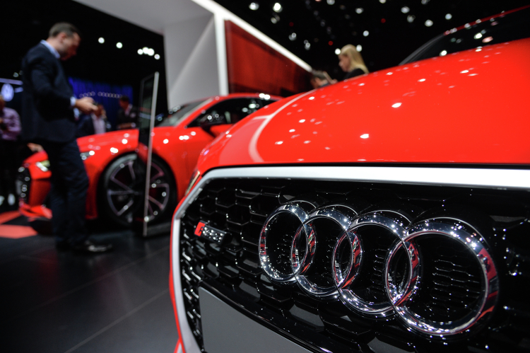 Audi смогла за год вырасти в объемах продаж на 20%. За 2023-й автомобили с четырьмя кольцами приобрели 150 наших земляков, при этом, несмотря на «закрытые» границы, 112 авто приехали прямиком из Германии, 17 — из Китая, 8 — из Словакии, 5 — из Мексики