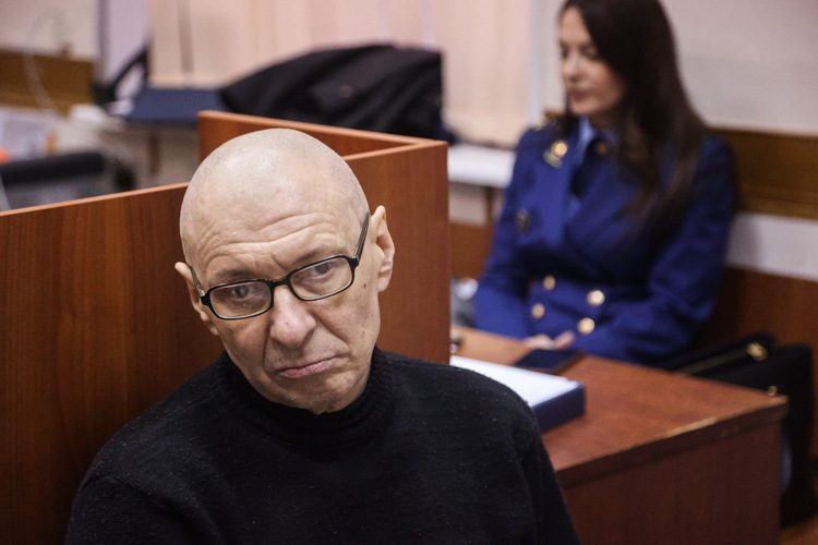 В ходе допроса Еременко рассказал, что сам был одним из организаторов ОПГ «29-й комплекс»