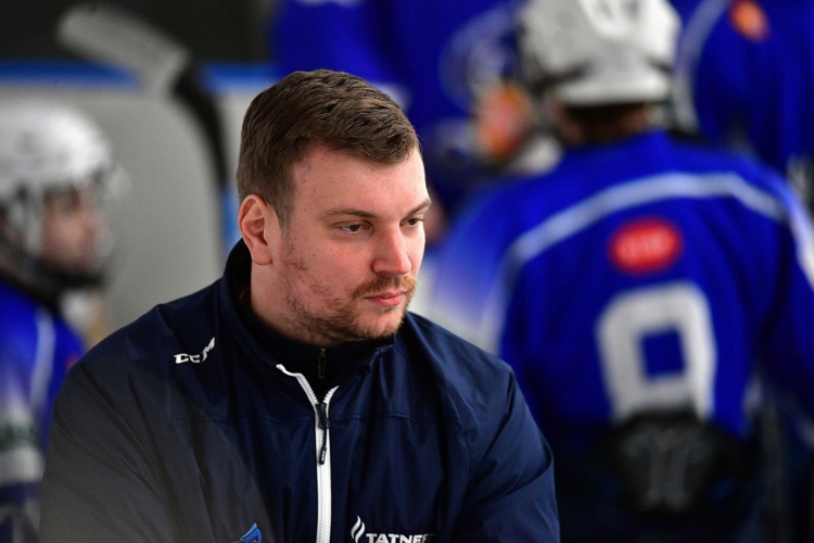 Даниил Архипов — самый перспективный тренер в Академии хоккея «Ак Барс»