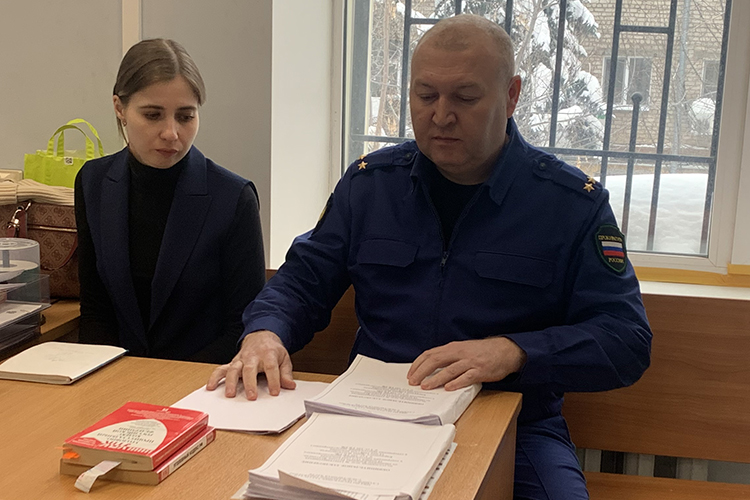 Прокурор Ильфат Миннахметов рассказал, что Касимов и Кармацкий украли денежные средства 24 граждан на общую сумму 8,9 млн рублей