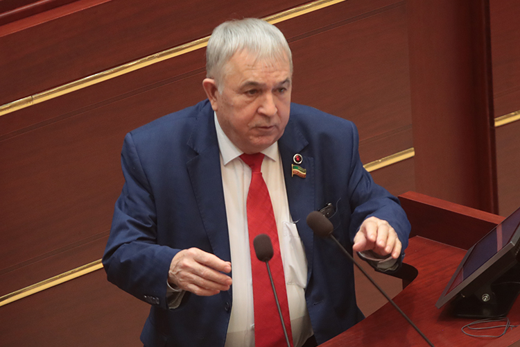 Хафиз Миргалимов настаивал, что в Татарстане нужно «фундаментально» заняться защитными укрытиями для населения