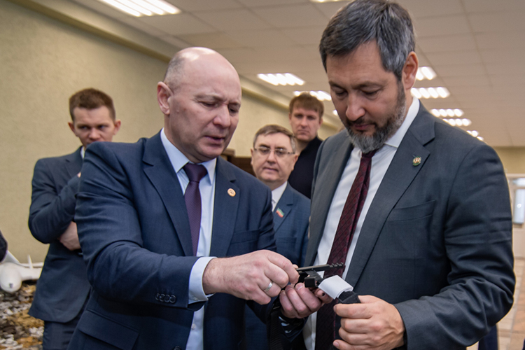 У министра промышленности и торговли РТ Олега Коробченко появится 6-й заместитель, ответственный за нефтехимию
