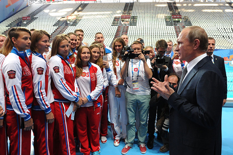 В июле 2015-го Путин приезжает в Казань на открытие ЧМ по водным видам спорта