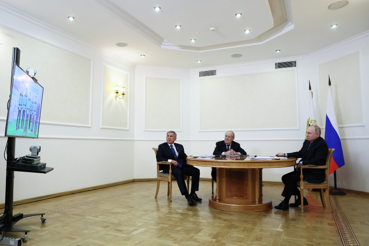 Владимир Путин встретился с Рустамом Миннихановым и Минтимером Шаймиевым