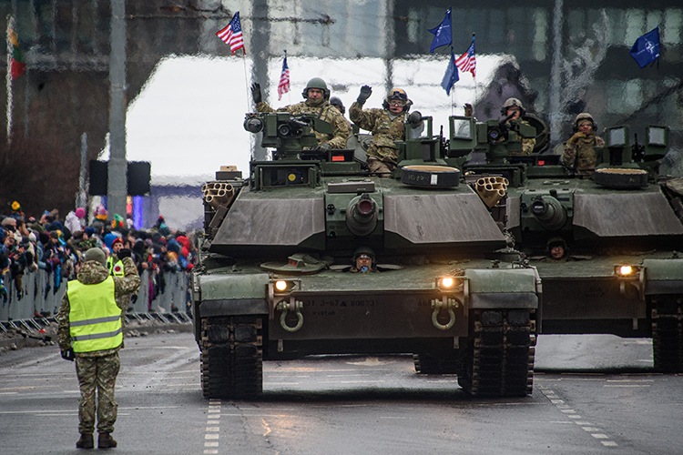 На этой неделе состоялось важное, можно сказать, знаменательное событие — первый американский танк Abrams, поставленный на Украину, был подбит нашими бойцами