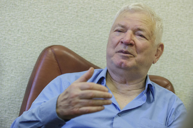 Трудовой стаж Бориса Зельмановича — более 56 лет. В послужном списке более 25 наград и поощрений