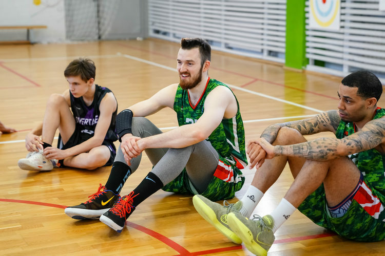 УНИКС встретился с баскетболистами школы Иннополис