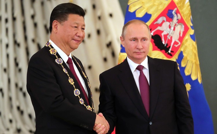 Одна из последних надежд недоброжелателей России в том, что Си Цзиньпин мог бы перестать поддерживать Владимира Путина