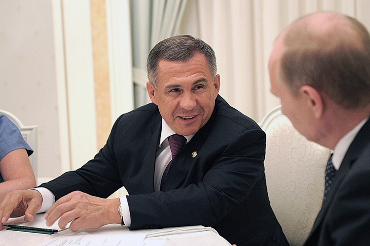 Рустам Минниханов на встрече с Путиным в мае 2012 года