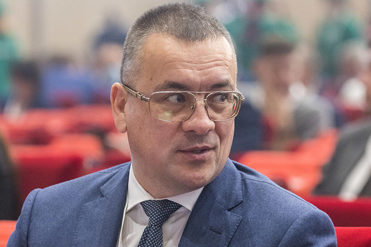 Прокуратура республики потребовала уволить замминистра здравоохранения РТ Айрата Гарипова в связи с грубым нарушением антикоррупционного законодательства