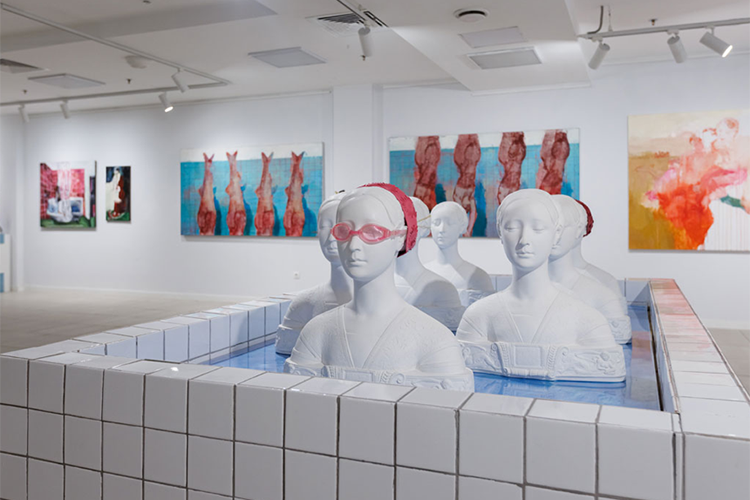Сегодня в галерее современного искусства «БИЗON» откроется новая выставка «Зона свободного плавания»