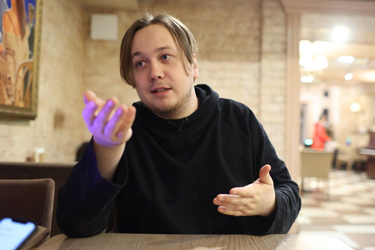 «Будет настоящий рейв с оркестром»: композитор из Казани – звезда новой академической музыки
