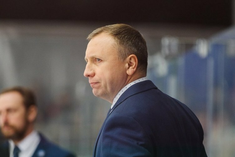 Главный тренер «Зауралья» Михаил Звягин получил удаление до конца матча