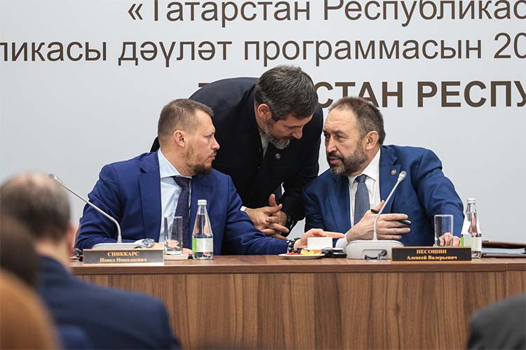 Олег Коробченко попросил Сниккарса поддержать перенос модернизации ЗГРЭС на НчТЭЦ