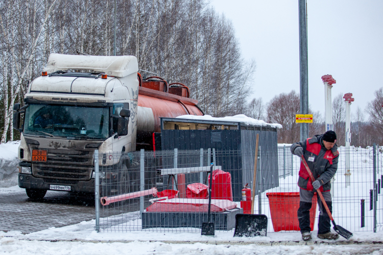 В марте за топливо нефтяные компании получили 164,4 млрд рублей