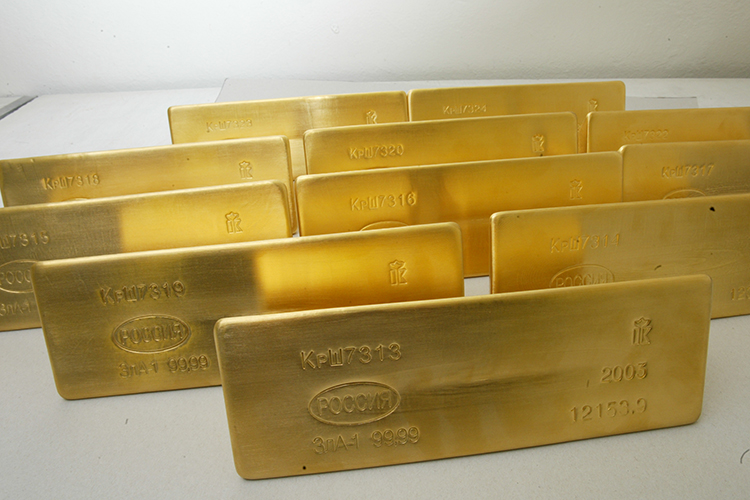 «Золото будет дорожать ко всему, оно и к доллару сейчас исторический максимум представляет»